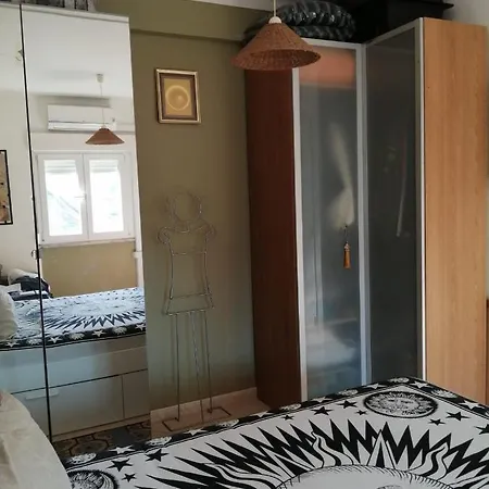 Moscavide Nº 1 M1 Homestay