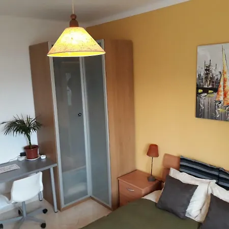 Homestay Moscavide Nº 1 M1 Lisbon